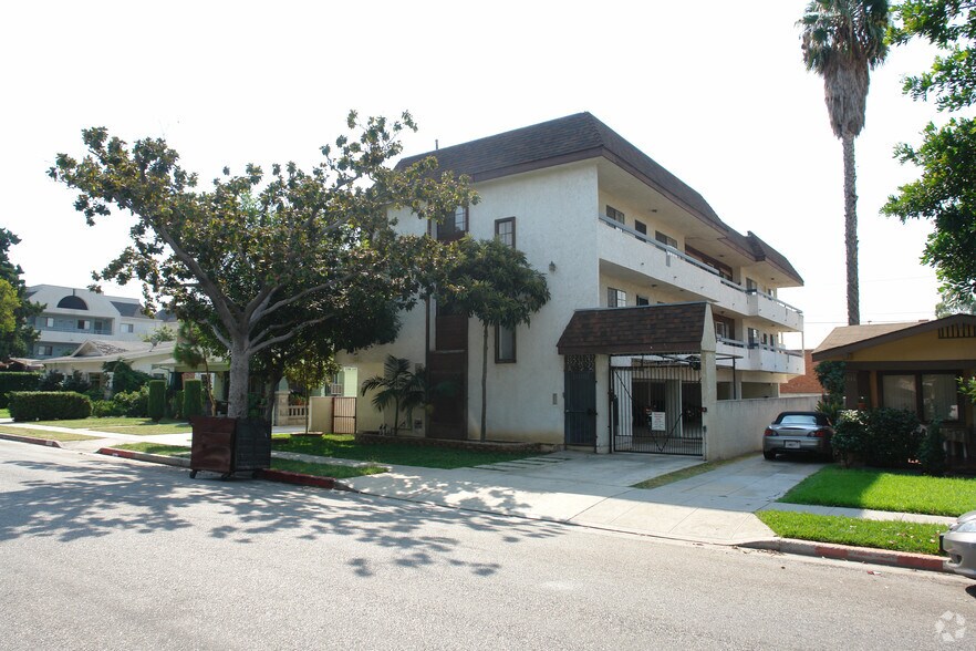 Building Photo - 1000 Orange Grove Ave