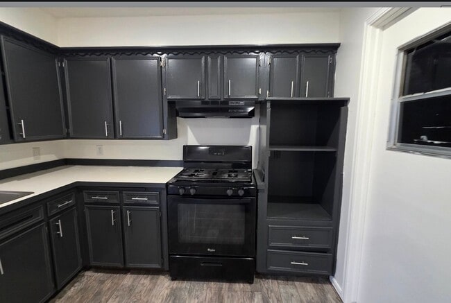 Building Photo - 3 bedroom 1 bath