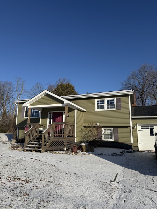 Building Photo - 15 Emeritus St