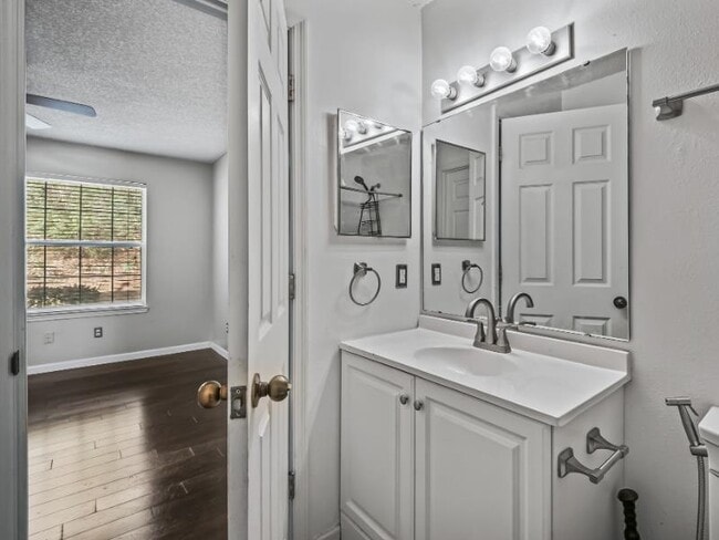 Building Photo - 3612 Cagney Dr