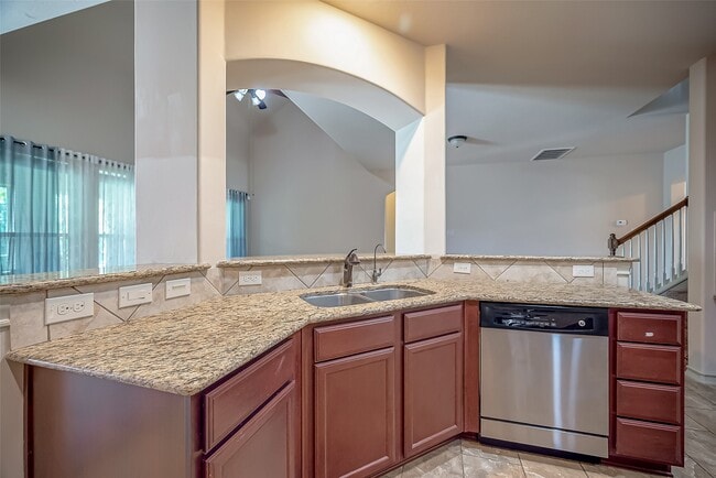 Building Photo - 2211 Argos Dr