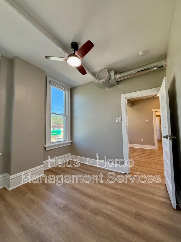 Building Photo - 906 Penn Ave