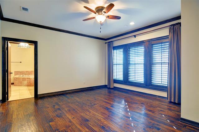 Building Photo - 3407 Penticost St