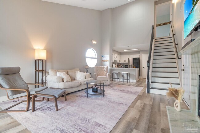 Building Photo - 5001 Grande Dr