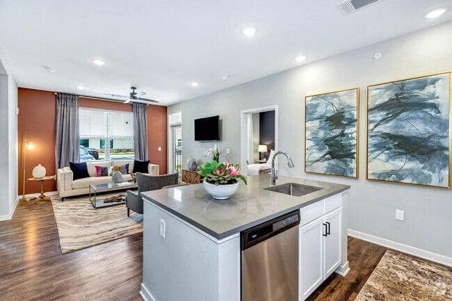Building Photo - Farmhaus Apartments