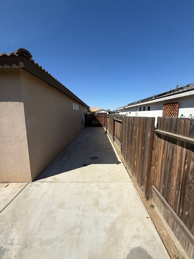 Building Photo - Welcome Home to Mercedes Drive — Where Comfort Meets Convenience