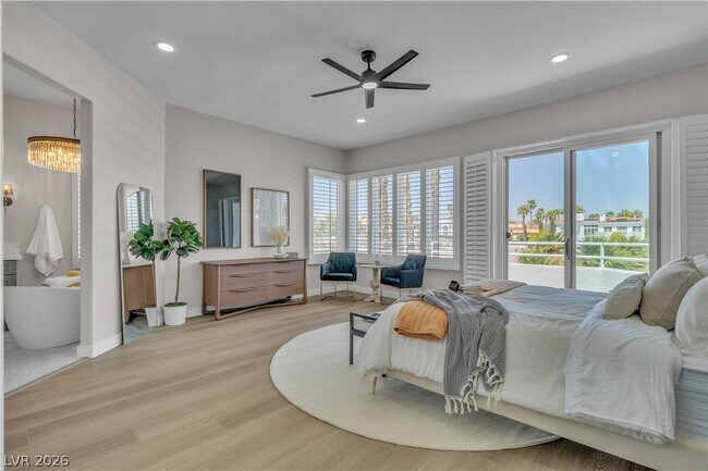 Building Photo - 8848 Rainbow Ridge Dr