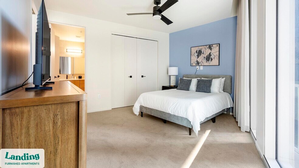 Building Photo - 143 E Commerce St