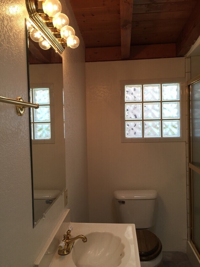 Building Photo - 8347 N 4th St