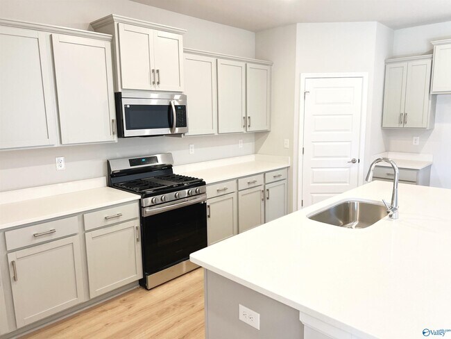 Building Photo - 11073 Wayland Rdg Dr