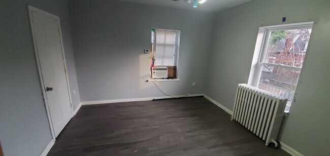 Building Photo - 5046 Hazel Ave