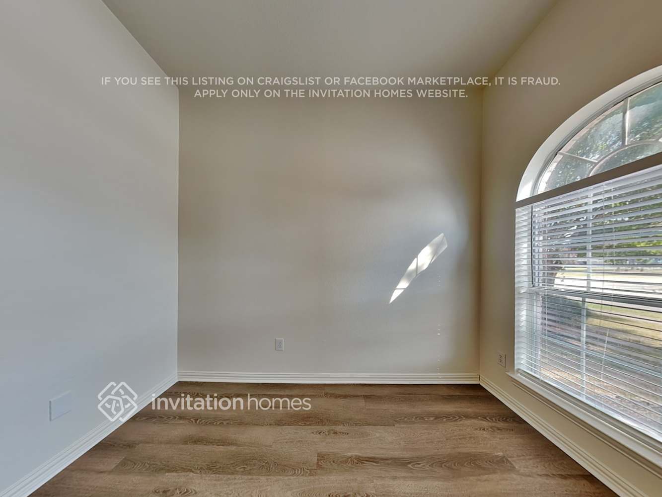 Building Photo - 1132 Ainsworth Dr