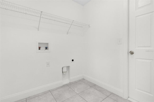Building Photo - 525 Drayton Rd