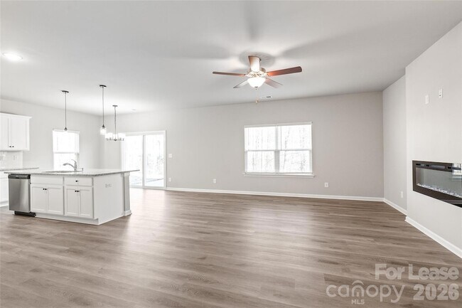 Building Photo - 7017 Stoney Wood Ln