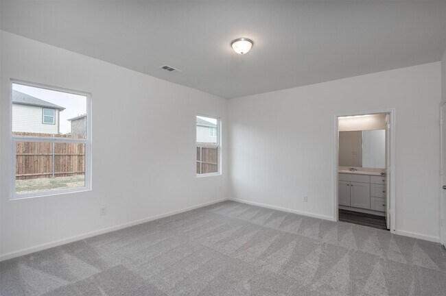 Building Photo - 1708 Marquette Rd