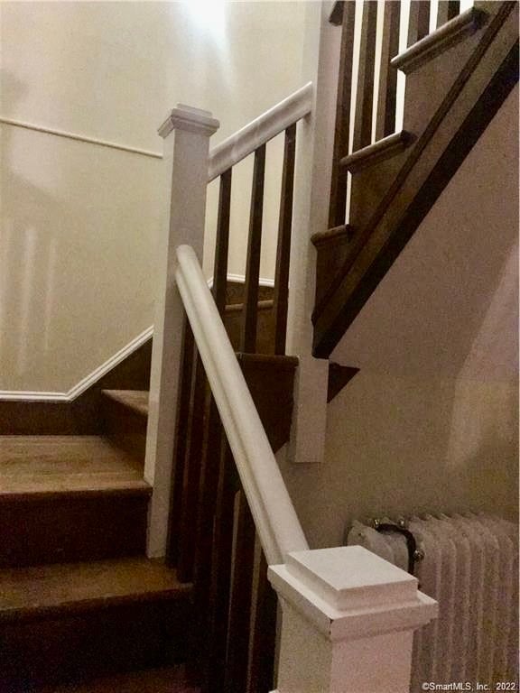 Building Photo - 1144 Boulevard