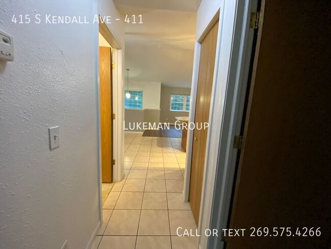 Building Photo - 415 S Kendall Ave