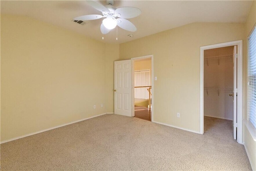 Guest Bedroom 1 - 1900 Scofield Ridge Pky