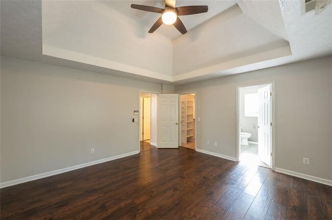 Building Photo - 2638 English Oaks Ln NW