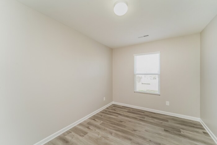 Building Photo - 8707 Balsam Bay Rd