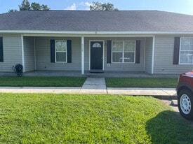 Building Photo - 6004 Susan Cir