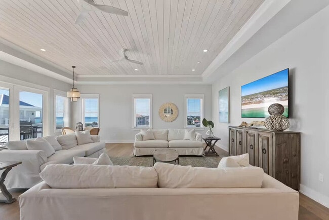 Building Photo - 107 Benicia Pl