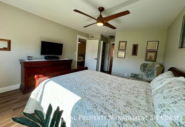 Building Photo - 6300 South Pointe Blvd