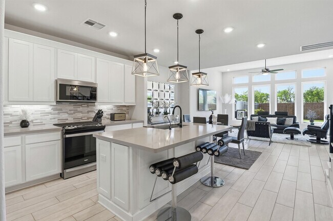 Building Photo - 10126 Water Harbor Dr