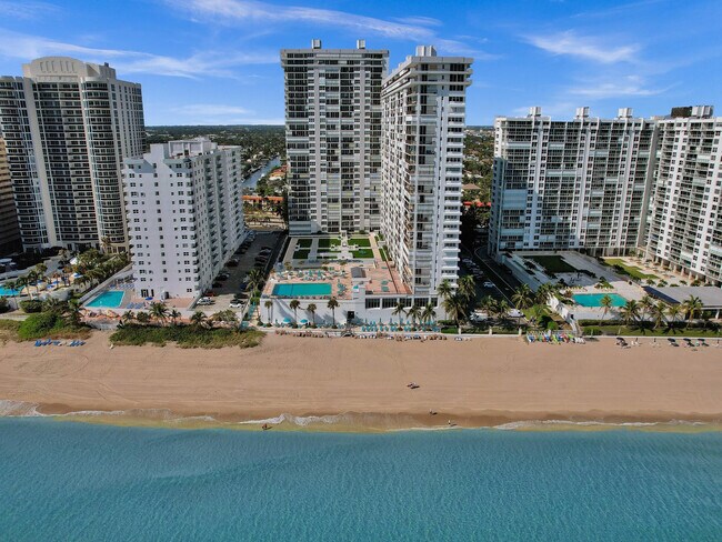 Building Photo - 4280 Galt Ocean Dr