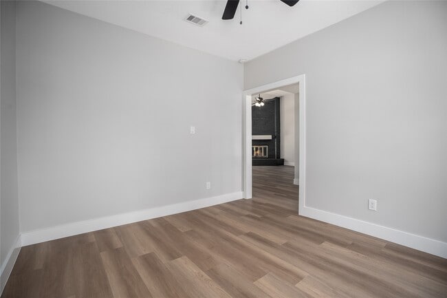 Building Photo - 1406 Kent Way