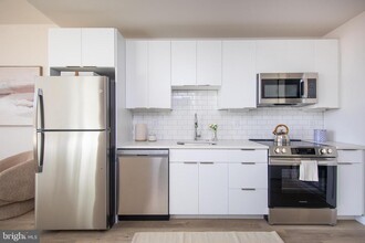 Building Photo - 1130 N Delaware Ave