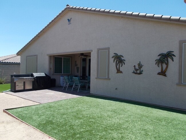 Building Photo - 1401 Cattail Falls St