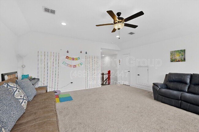 Building Photo - 1837 Whispering Pnes Dr