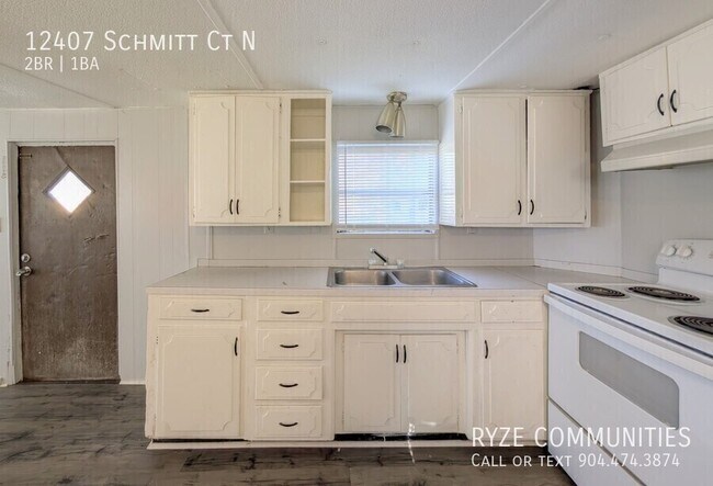 Building Photo - 12407 Schmitt Ct N