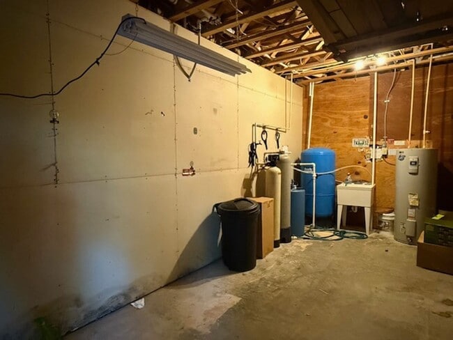 Building Photo - 3850 Ravens Den Way