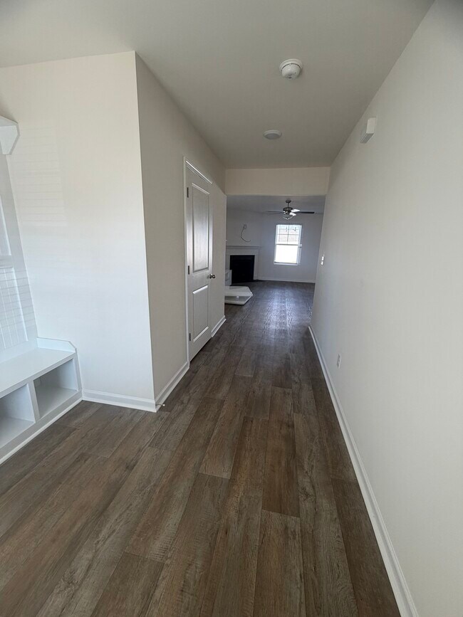 Building Photo - 6019 Willutuck Dr