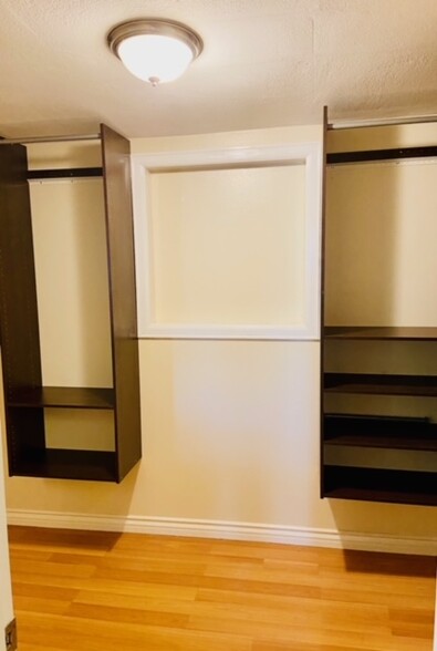 Bonus Room: Walk in Closet - 641 S Avenue 59