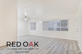 Building Photo - 440 S Wilton Pl