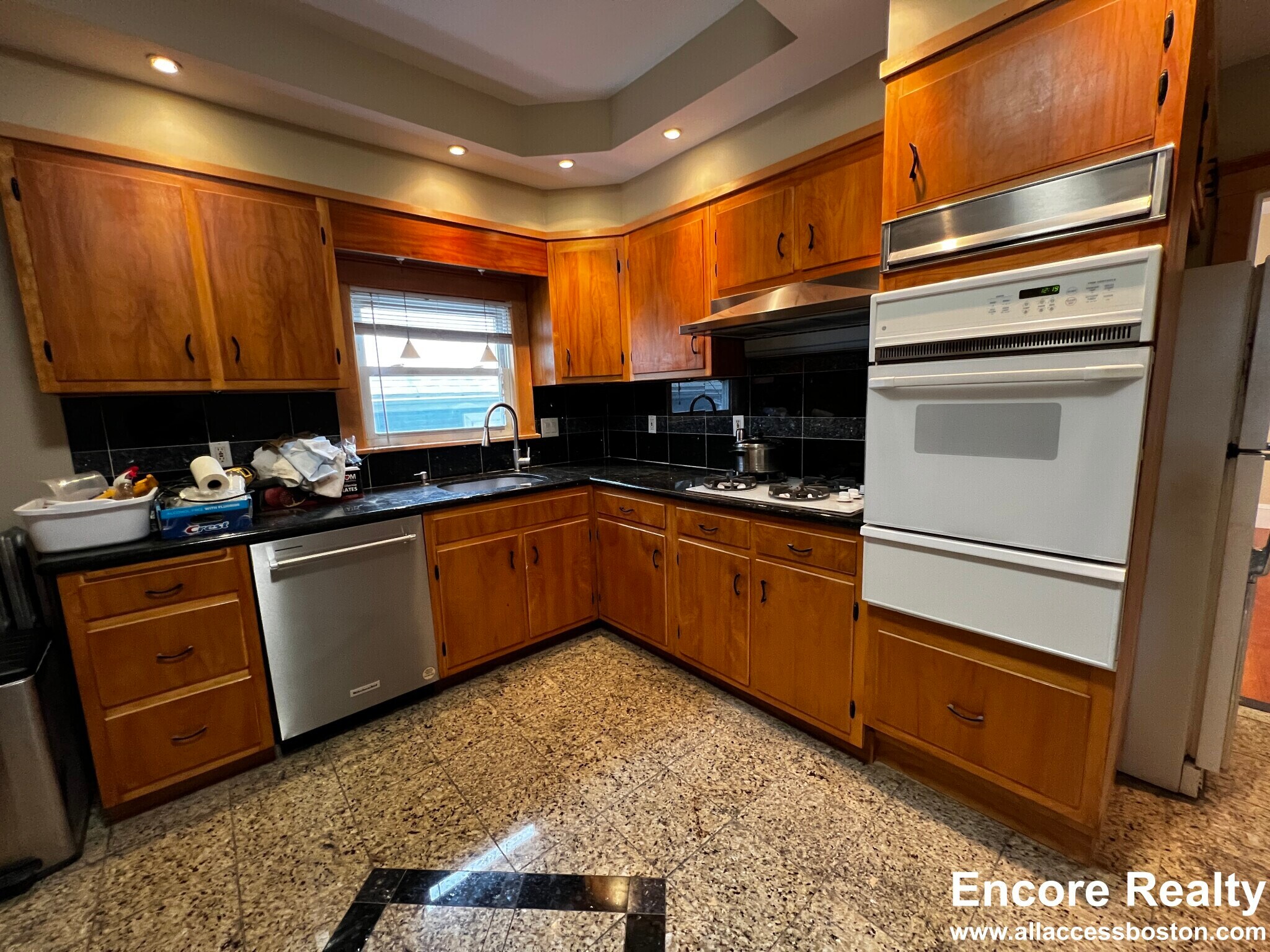 Building Photo - 759 Boylston St