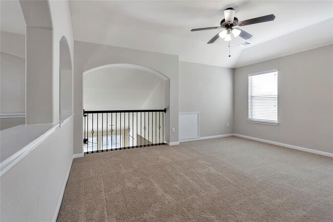 Building Photo - 209 Highland Horizon