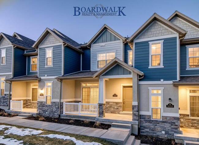 Building Photo - Beautiful 4 bedroom Townhome in West Valley!