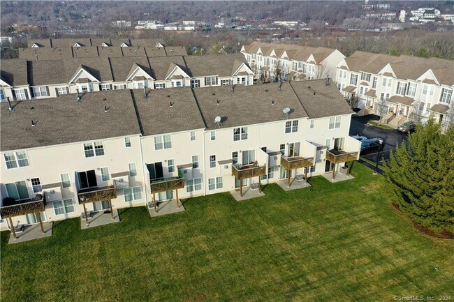 Building Photo - 1302 Briar Woods Ln