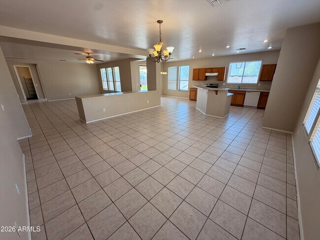 Building Photo - 9817 W Las Palmaritas Dr