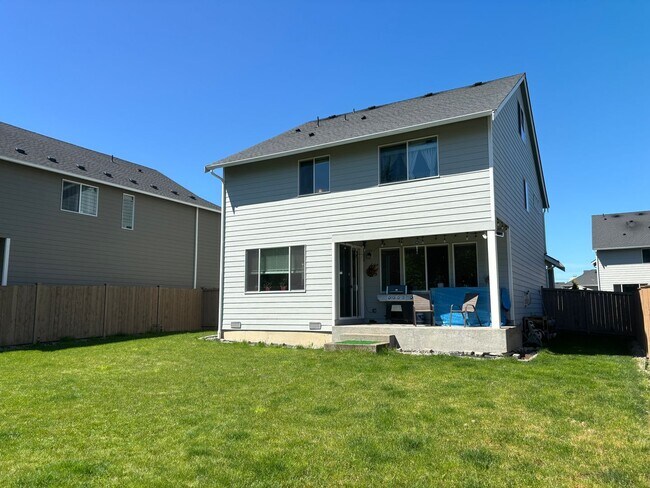 Building Photo - 2525 200th St Ct E