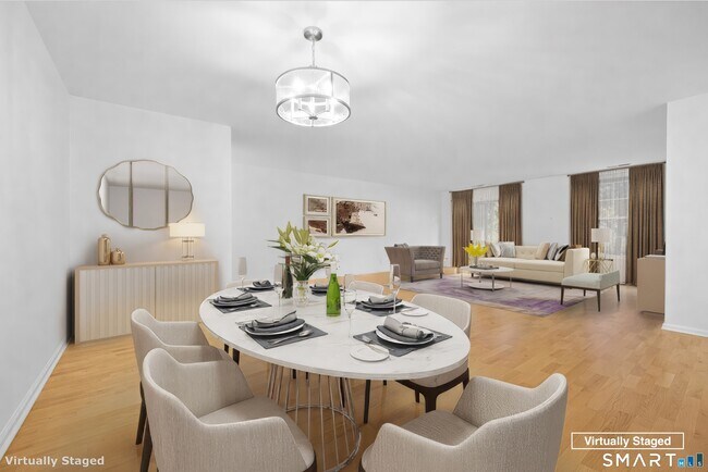 Building Photo - 140 Field Point Rd