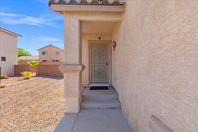 Building Photo - Fabulous Highly Upgraded Home!
