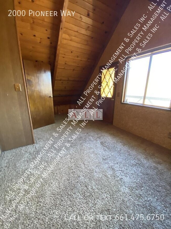 Building Photo - 2000 Pioneer Way