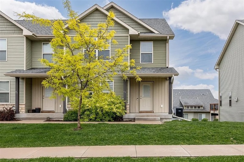 Building Photo - 61 Renee Ln