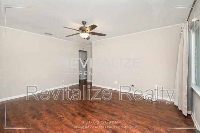 Building Photo - 4053 Sallie Ct