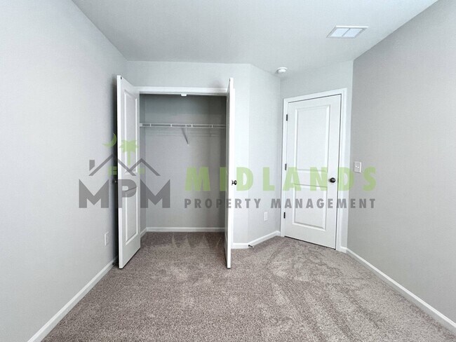 Building Photo - 3068 Harborview Dr